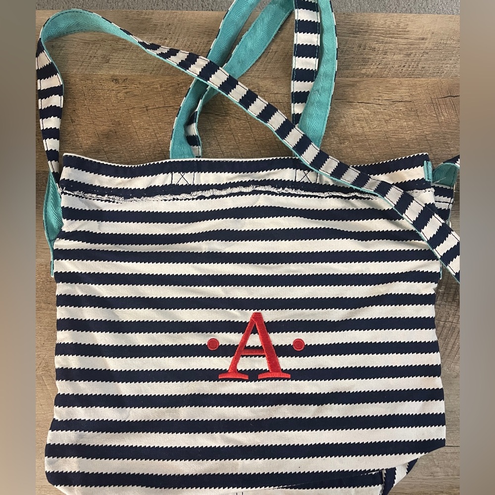 thirty-one Retro Metro tote